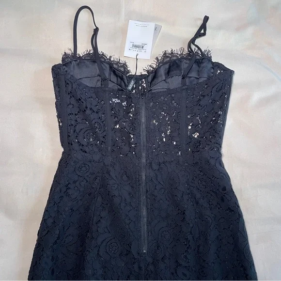 NEW! Bardot- Olina Corset Midi Dress in Black Size Small Lace Corset LBD - Picture 7 of 11